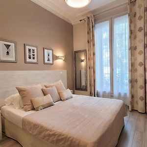 Kamer met een King Size Bed